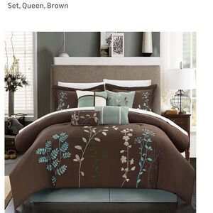 Elegant Floral Comforter Set in Brown and Blue